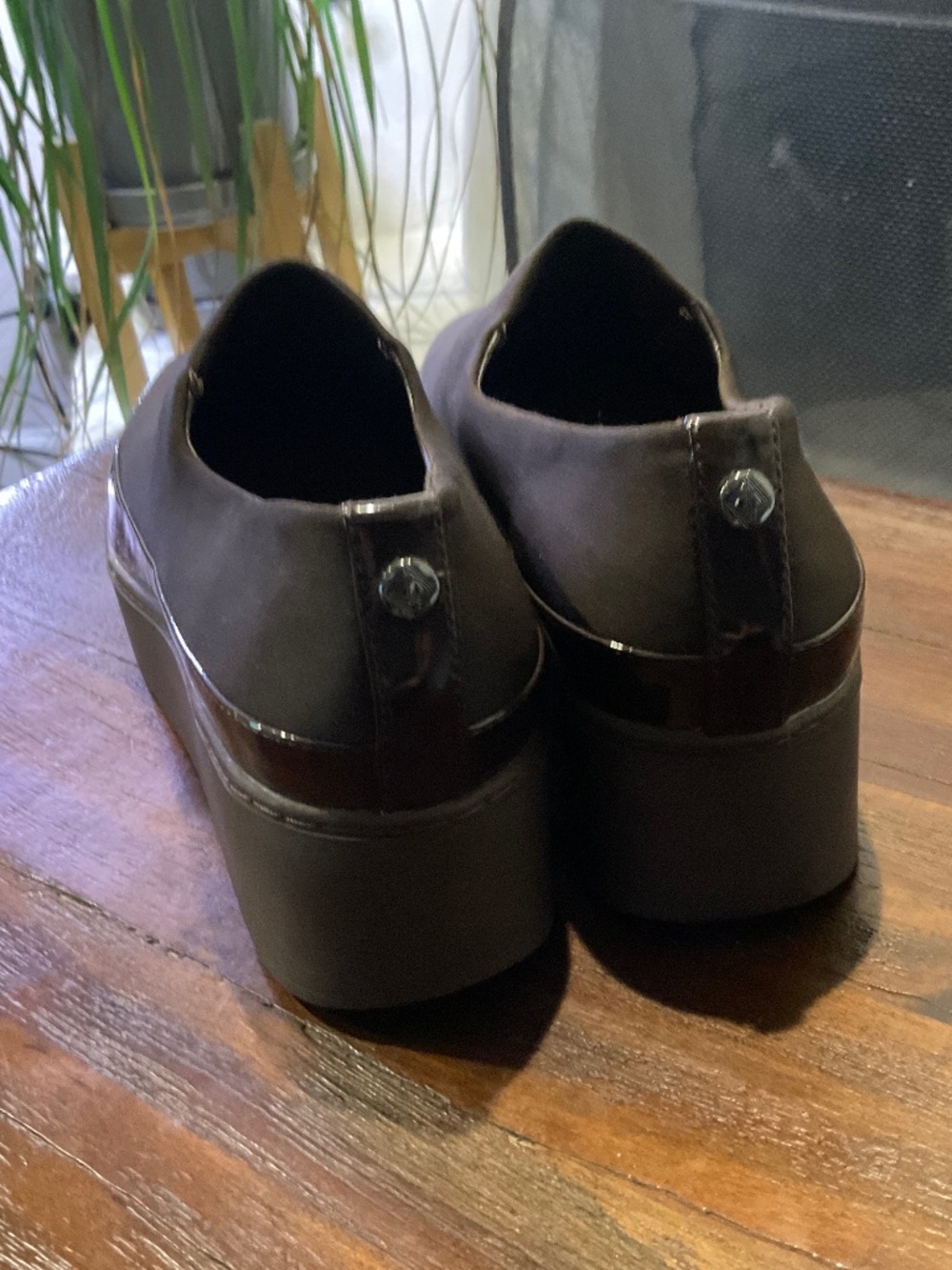 Donald Pliner Wilson Dark Brown shoes size 8.5 - Picture 4 of 8